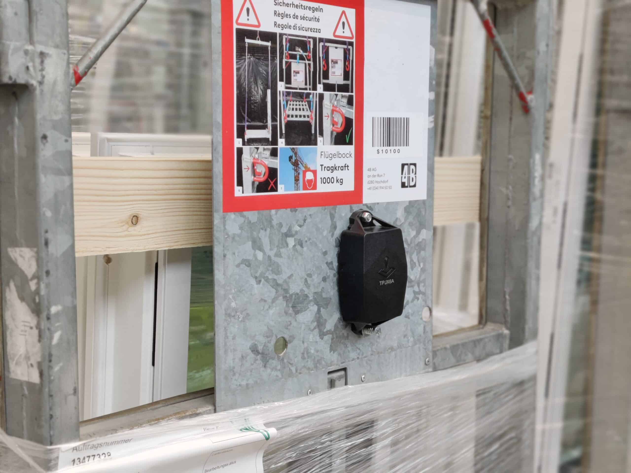 sensolus smart battery powered tracker on window manufacturer 4B's stillage